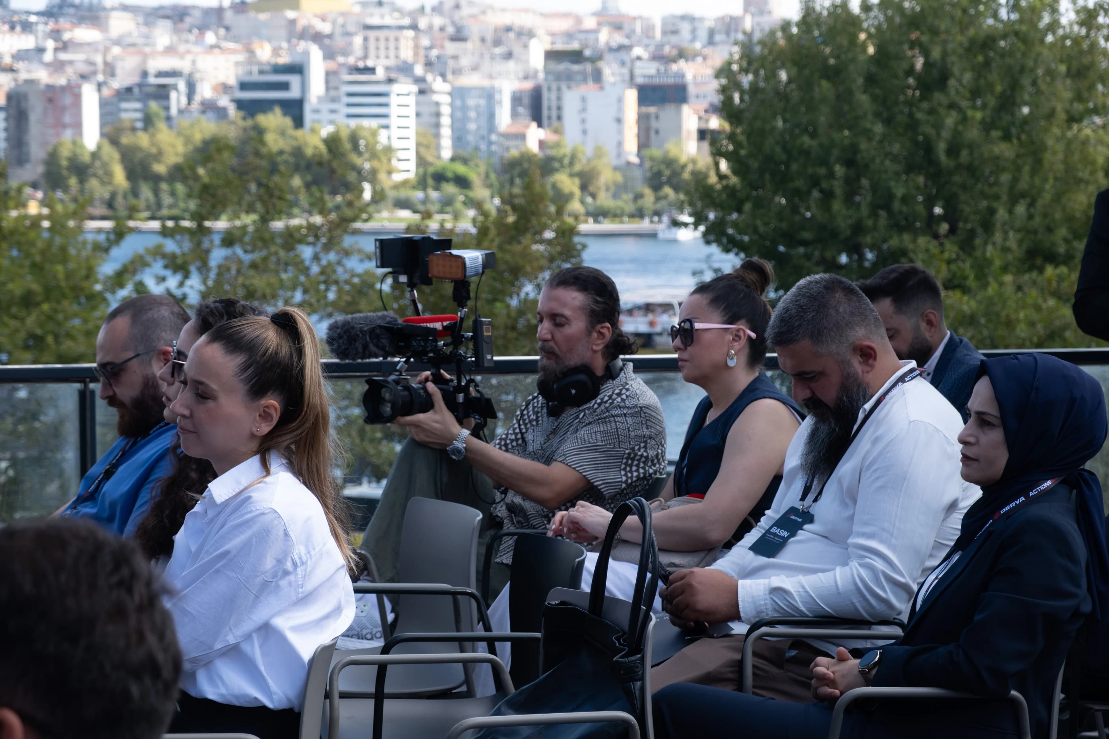 Derya Arms × Yusuf Dikeç — 5. fotoğraf